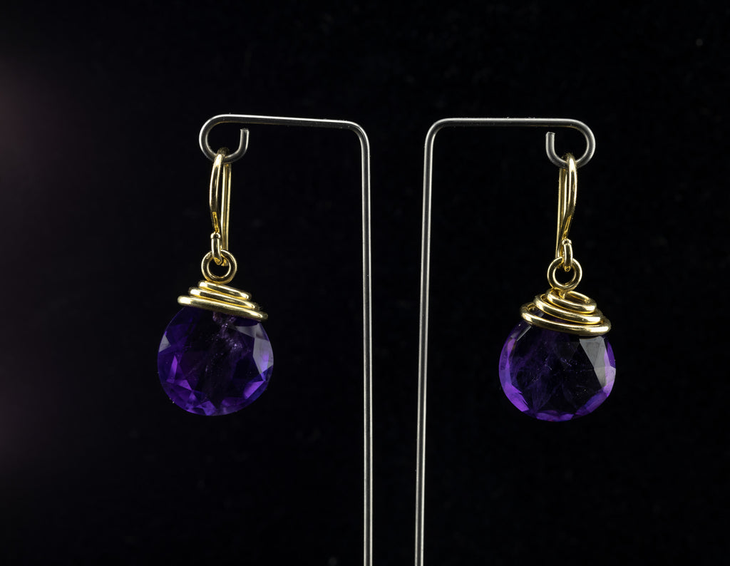 Ohrschmuck aus 750/000 Gold & Amethysten