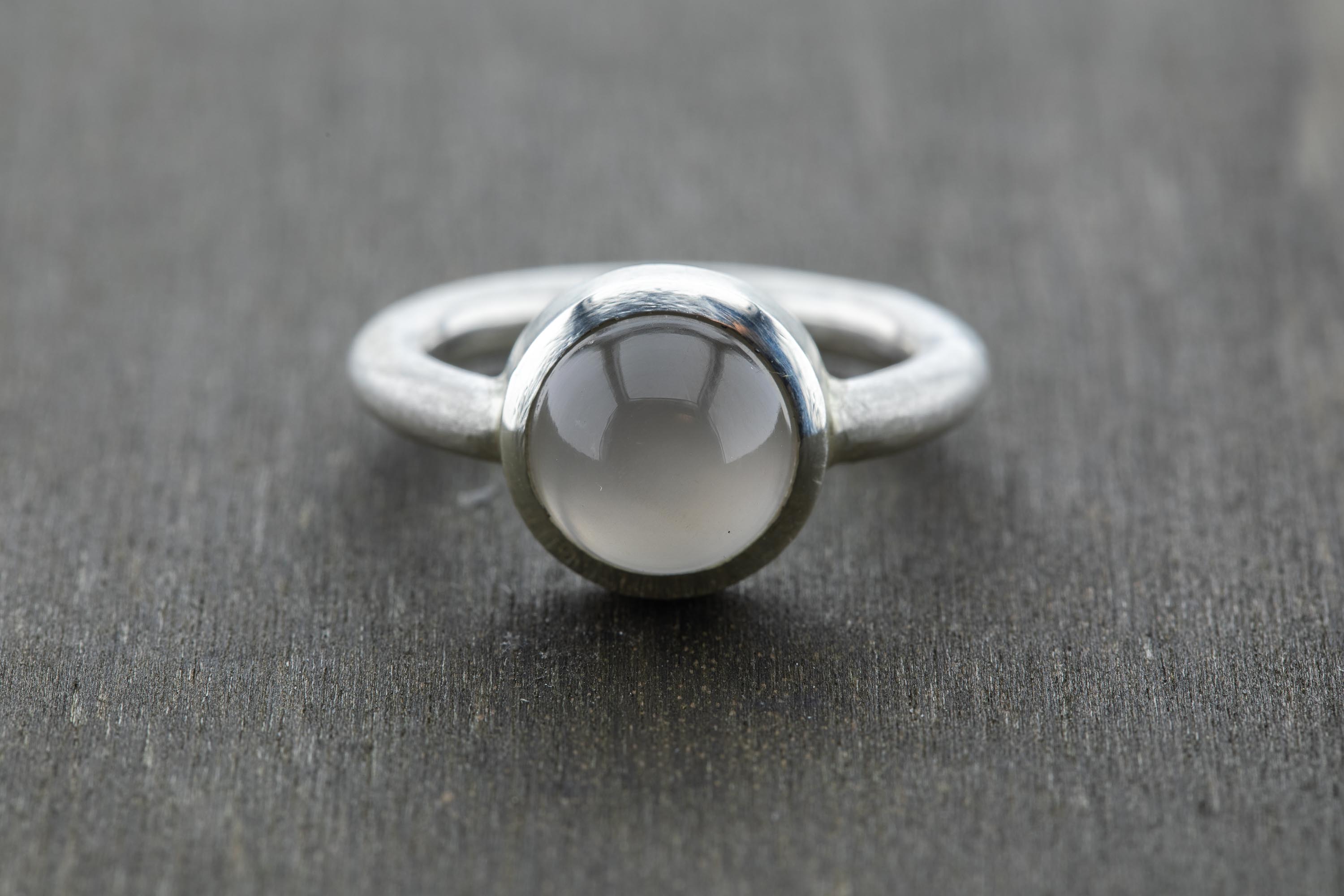 Ring, indischer Mondstein & Silber