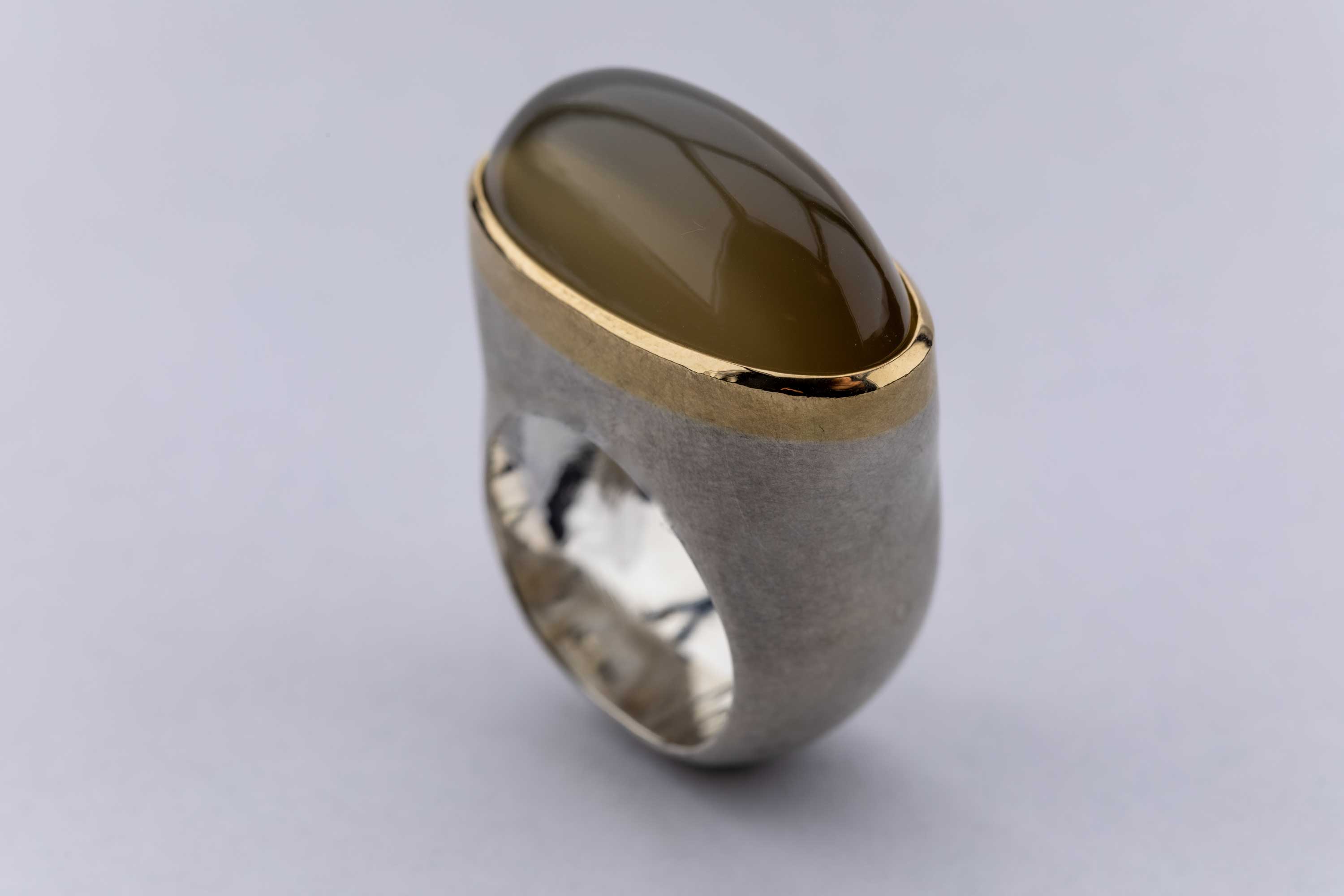 Ring Mondstein, Silber & Gold